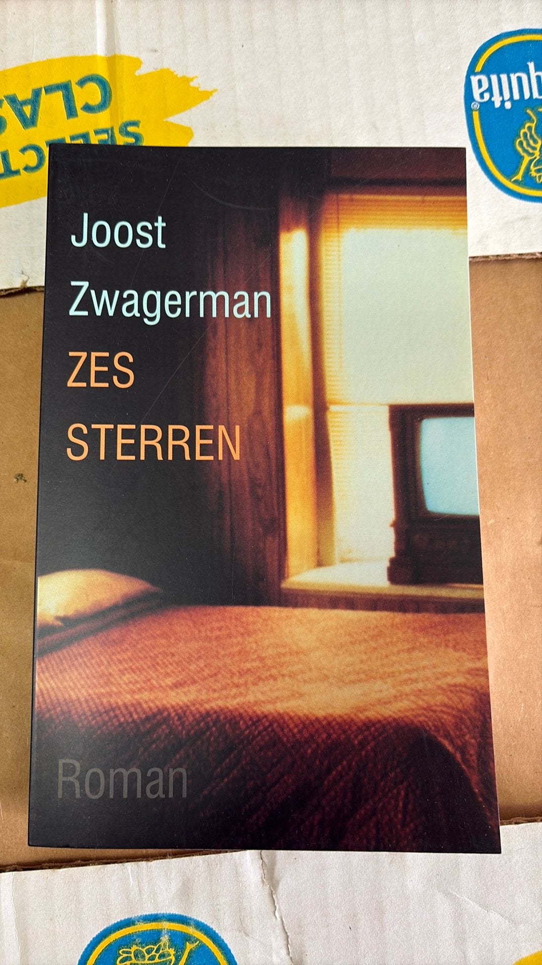Joost Zwagerman - Zes sterren, Boeken, Ophalen of Verzenden, Zo goed als nieuw, Joost Zwagerman