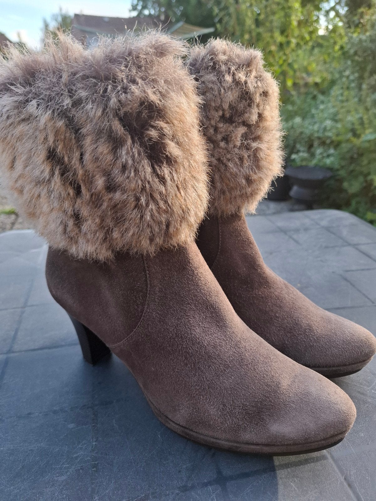 Gabor laarsjes met bontkraag zo goed als nieuw maat 39,5., Kleding | Dames, Bruin, Lage of Enkellaarzen, Gabor, Ophalen of Verzenden