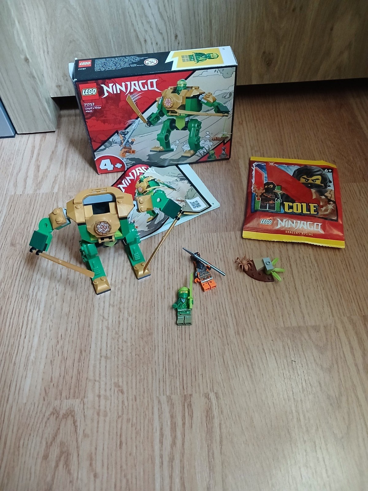 2 lego Ninjago sets, Lego, Ophalen of Verzenden, Zo goed als nieuw, Compleet
