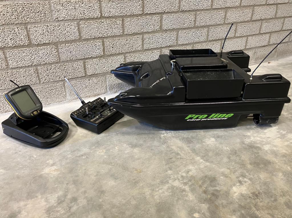 Proline dark shadow 1 voerboot met dieptemeter, Ophalen, Zo goed als nieuw, Overige typen