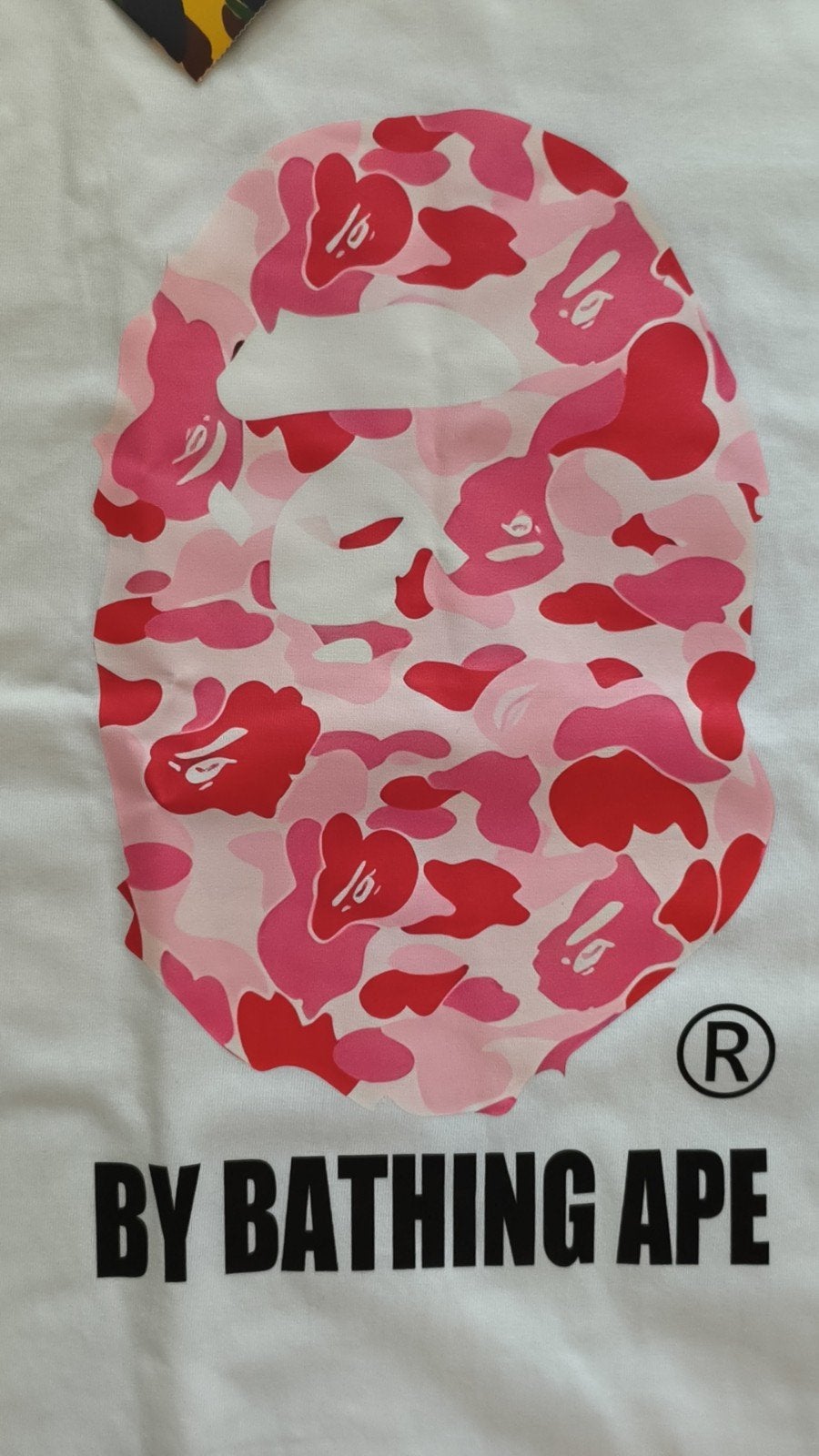 Roze Bape T-shirt Maat M - Nieuw met labels, Maat 48/50 (M), Nieuw, Ophalen of Verzenden, Roze