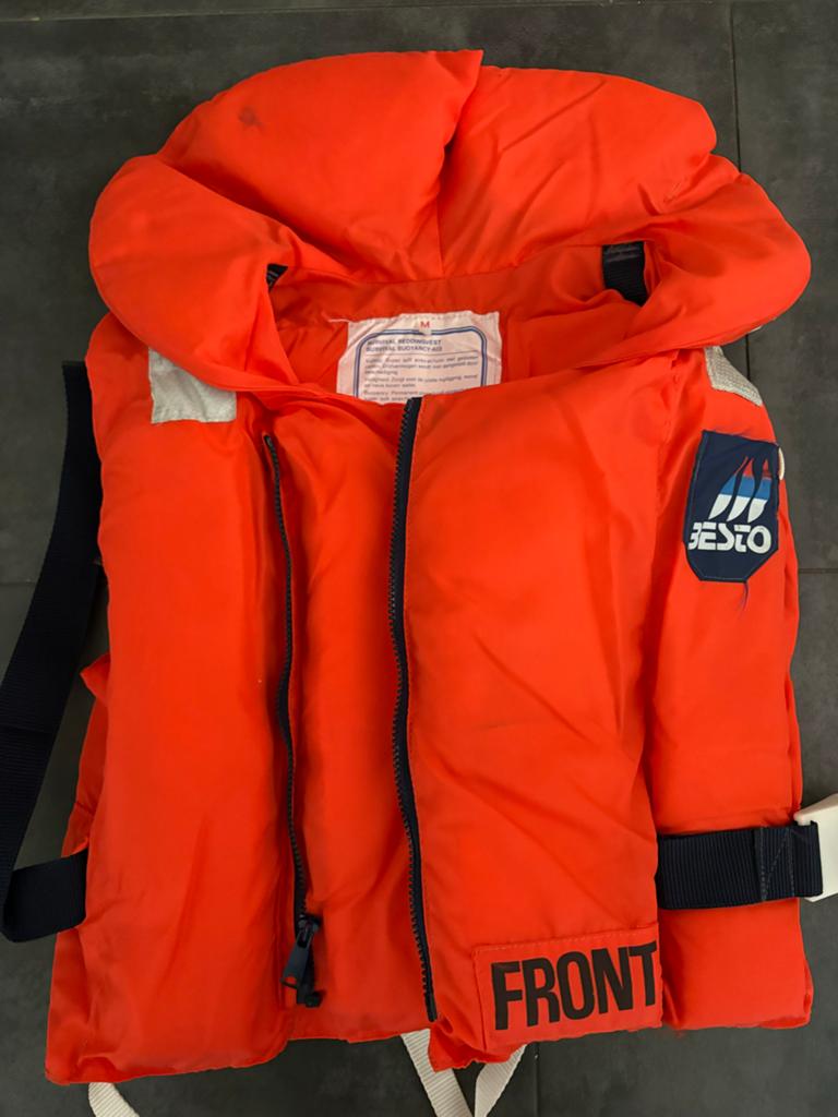 BESTO Survival Reddingsvest Maat M (60-80 kg), Ophalen of Verzenden, Zo goed als nieuw