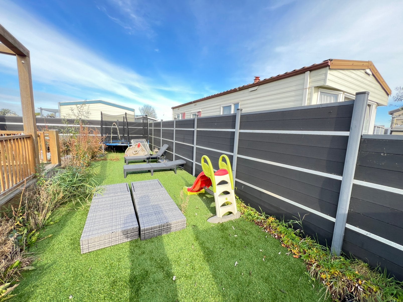 Unique composiet schutting te koop aangeboden, Tuin en Terras, Ophalen, Kunststof, 6 meter of meer, 1 tot 2 meter