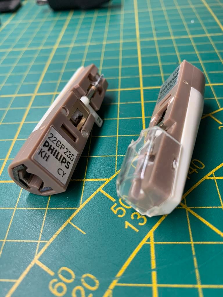 Philips 22GP 235 Platenspeler Element/Naald - Nieuw, Ophalen of Verzenden, Nieuw, Platenspeler-onderdeel, Philips