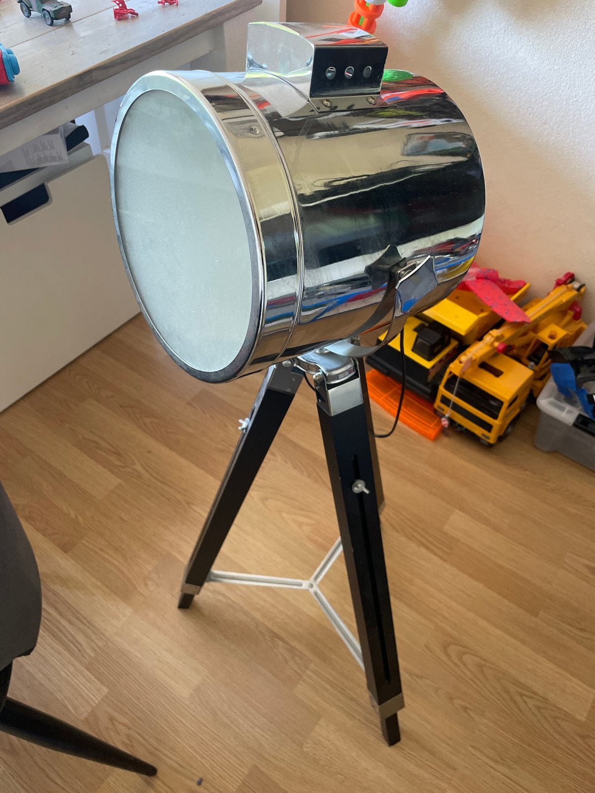 Stijlvolle Studio Spot Lamp op Statief - Chroom & Zwart, Ophalen of Verzenden, Zo goed als nieuw, Hout, 100 tot 150 cm