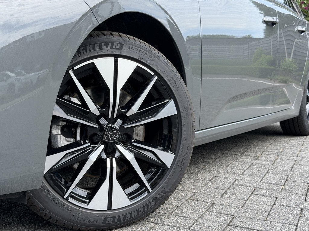 Peugeot 308 SW Allure 1.2 Hybrid 145PK e-DCS6 Automaat Navig, Auto's, Peugeot, Euro 6, 1199 cc, Leder en Stof, Origineel Nederlands