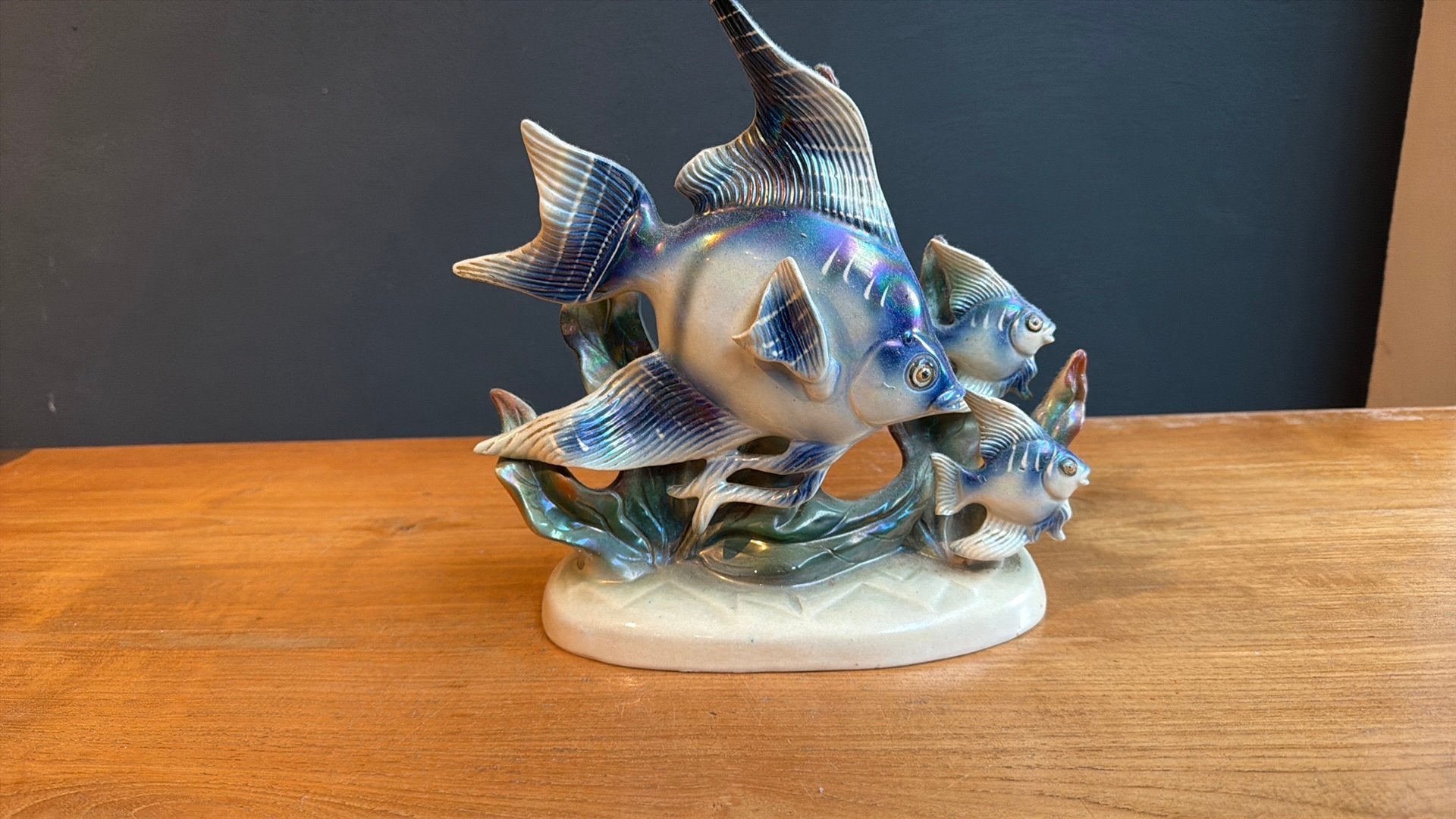 Te koop Jema gaaf beeldje van vissen. 27 cm hoog 25 cm br, Verzamelen, Ophalen of Verzenden, Zo goed als nieuw, Dier
