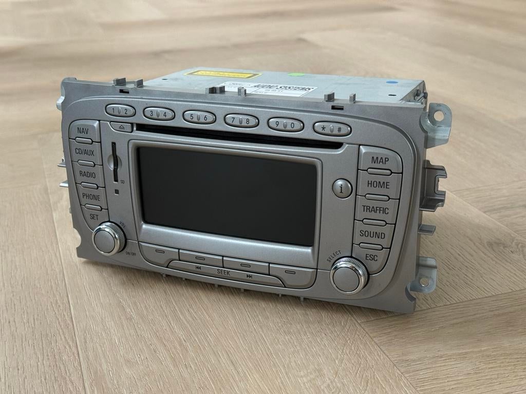 Ford TravelPilot FX Navigatiesysteem met CD/AUX, Ophalen, Zo goed als nieuw