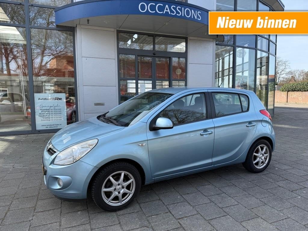 Hyundai I20 1.2I DYNAMIC-5 DEURS-LMV-AIRCO-CRUISE-MEENEEMPRI, 450 kg, Gebruikt, 31 €/maand, 4 cilinders