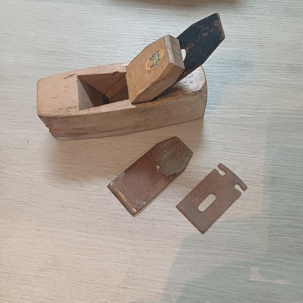 Houten blokschaaf met beitels., Doe-het-zelf en Verbouw, Gereedschap | Handgereedschap, Ophalen of Verzenden