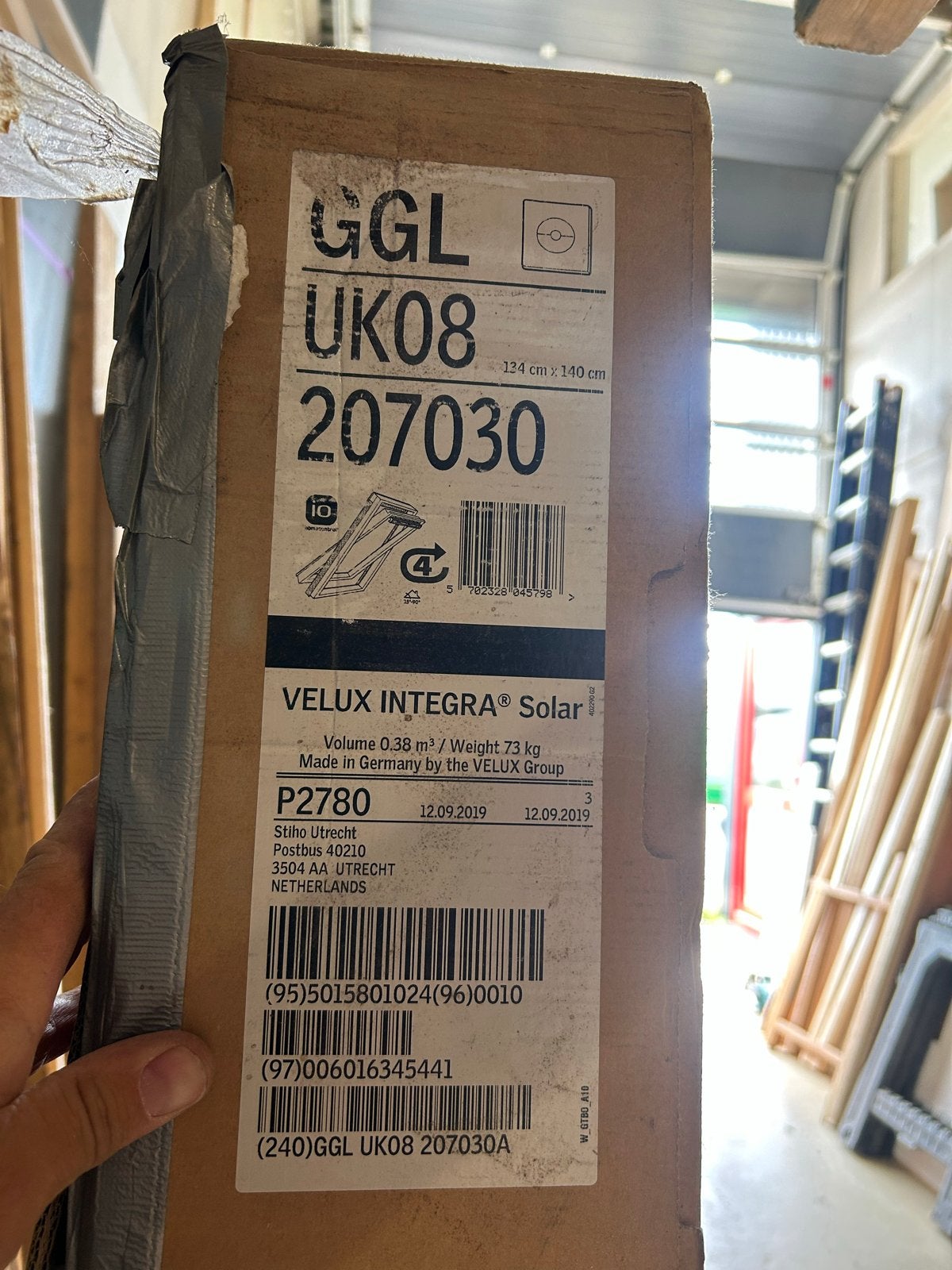 Nieuw Velux dakraam UK08 inclusief gootstukken, Ophalen, Nieuw, Dakraam, 120 tot 160 cm