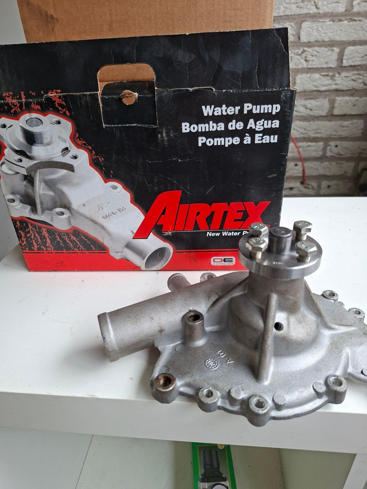 Nieuwe Rover V8 pomp - korte lengte nooit gebrui, Ophalen of Verzenden, Nieuw, Rover