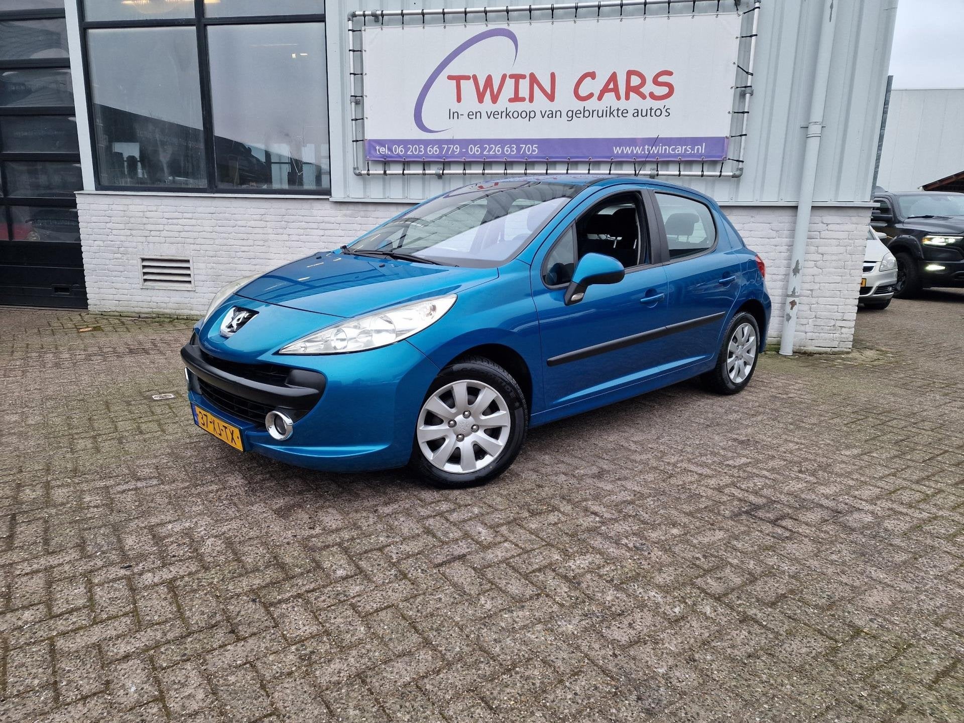 Peugeot 207 1.4-16V XS 5DRS AIRCO, Voorwielaandrijving, 4 cilinders, Blauw, 49 €/maand