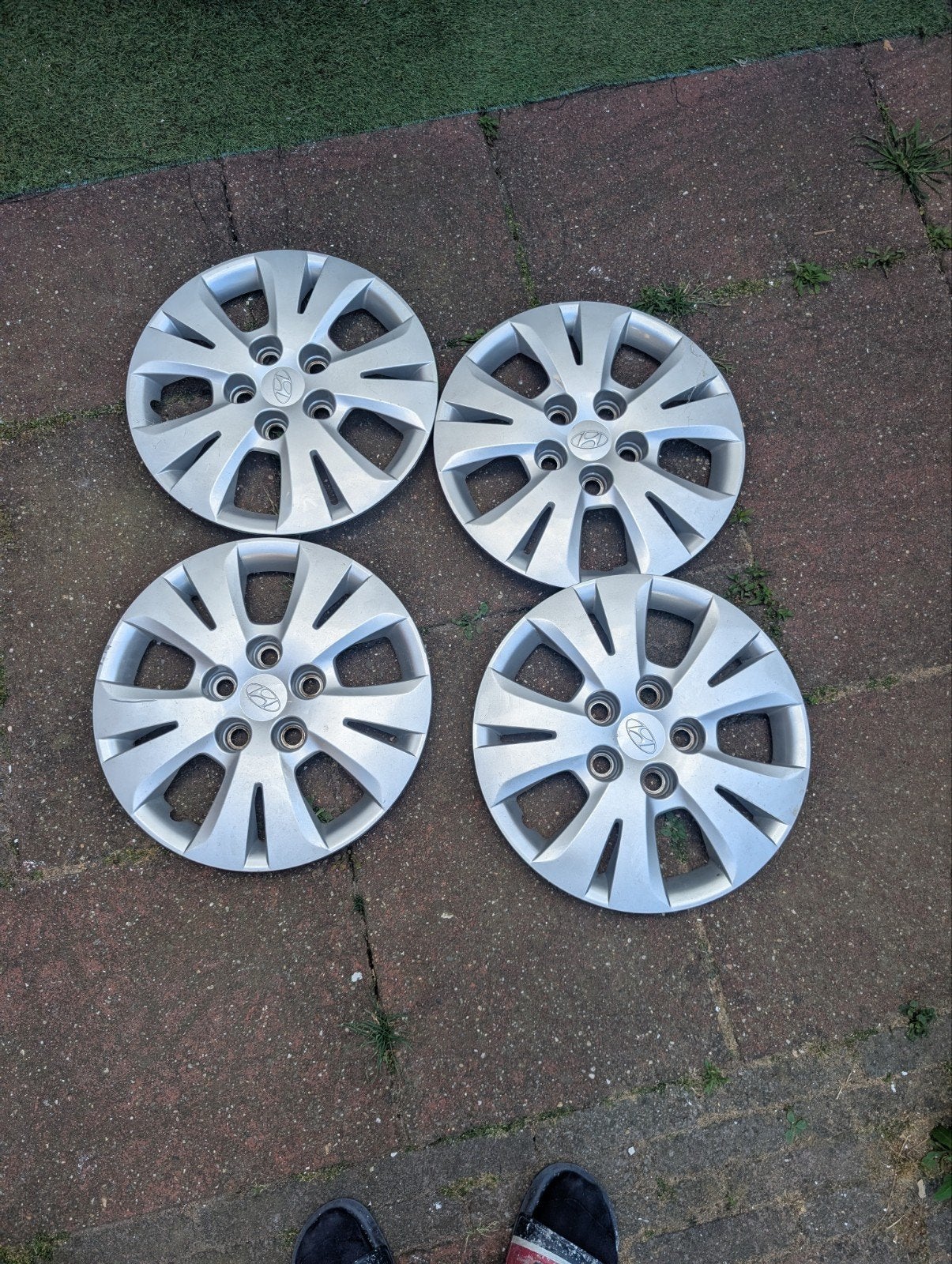 Hyundai wieldopoen, Ophalen