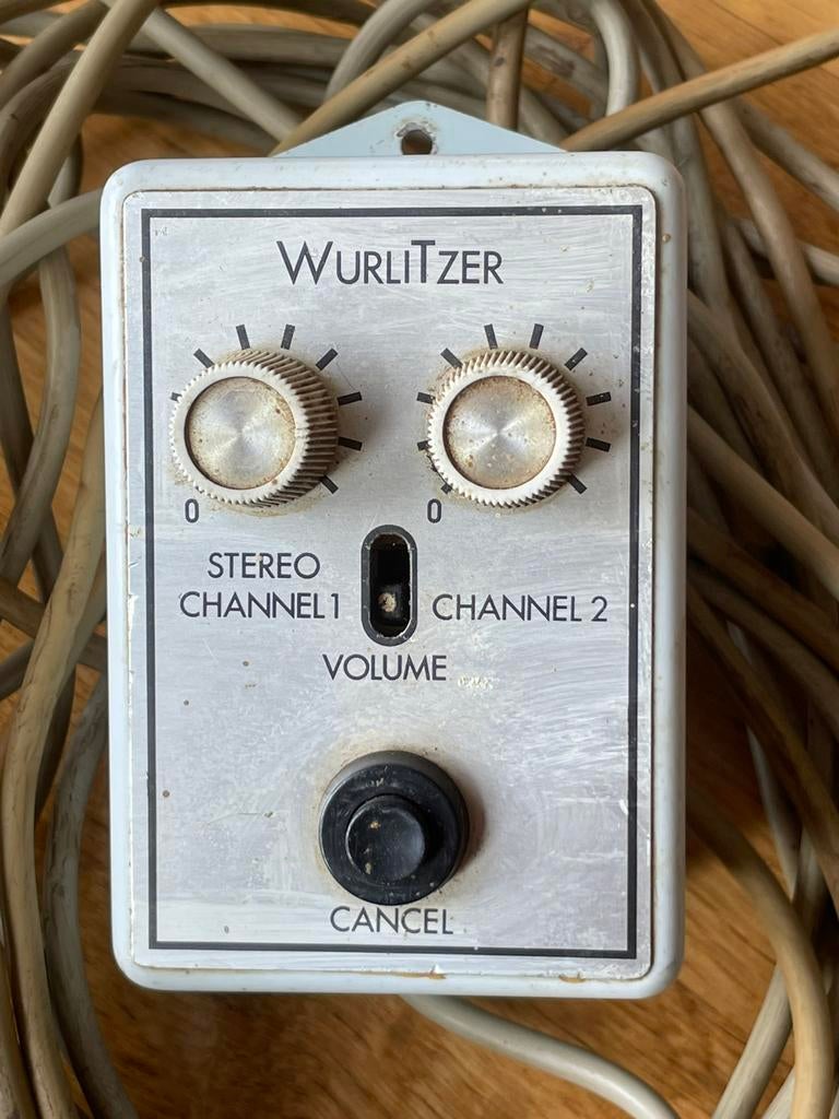 Wurlitzer afstandsbediening +13 m snoer., Ophalen of Verzenden, Gebruikt, 1970 tot heden, Wurlitzer