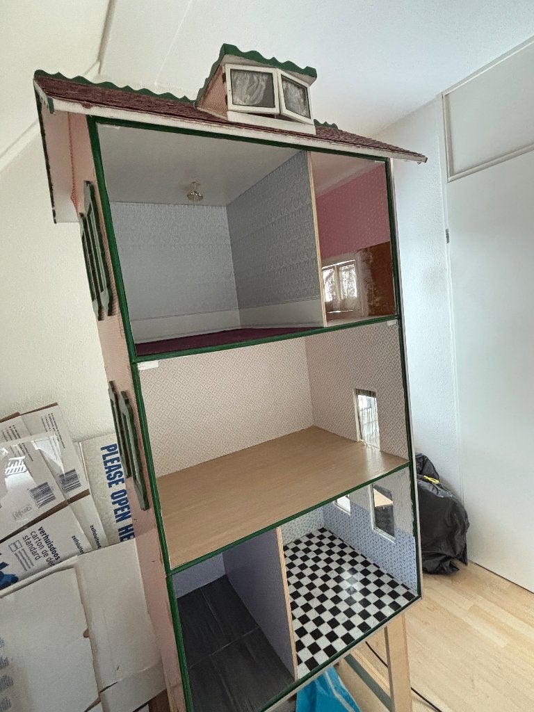 Gratis zelfgemaakt poppenhuis - Wegens tijdgebrek, Ophalen, Gebruikt, Poppenhuis