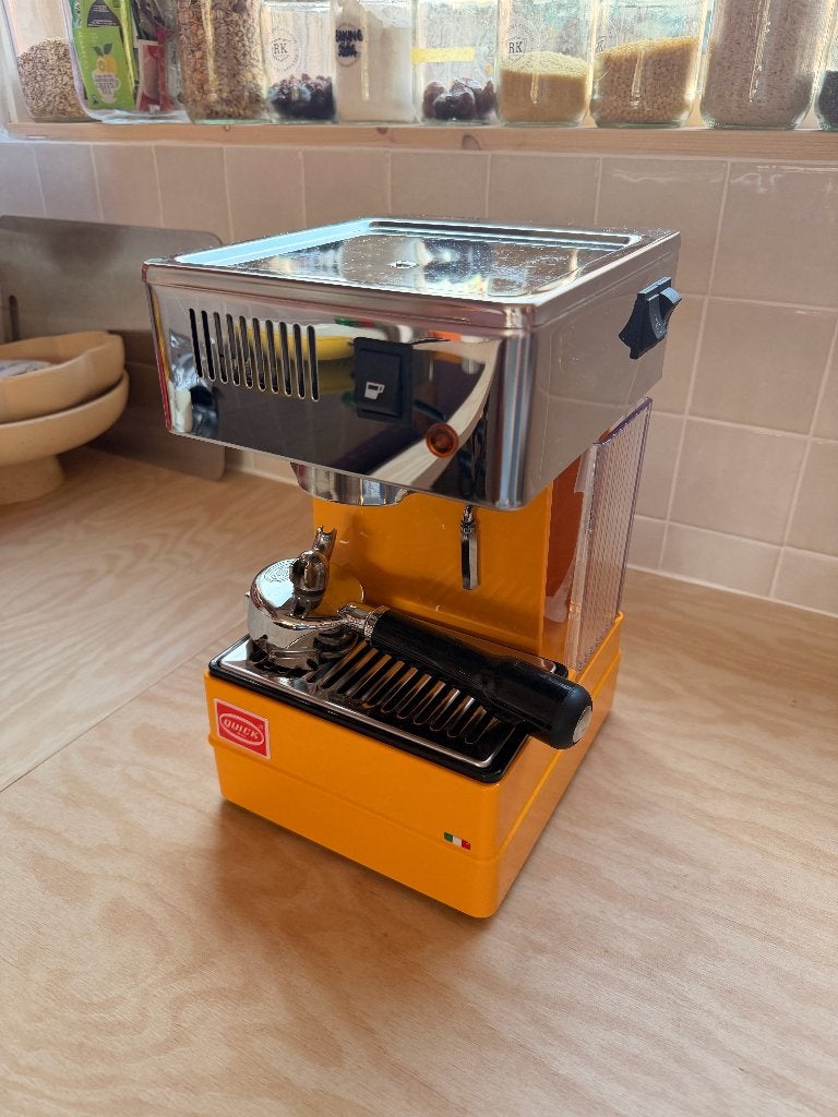 Quick Mill 820 espressomachine geel, Italiaans, pistonhouder ...
