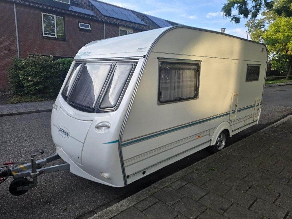Hylander Design 410 - in uitstekende staat met veel extra's, Caravans en Kamperen, Caravans, Overige merken, Standaardzit, 2 aparte bedden