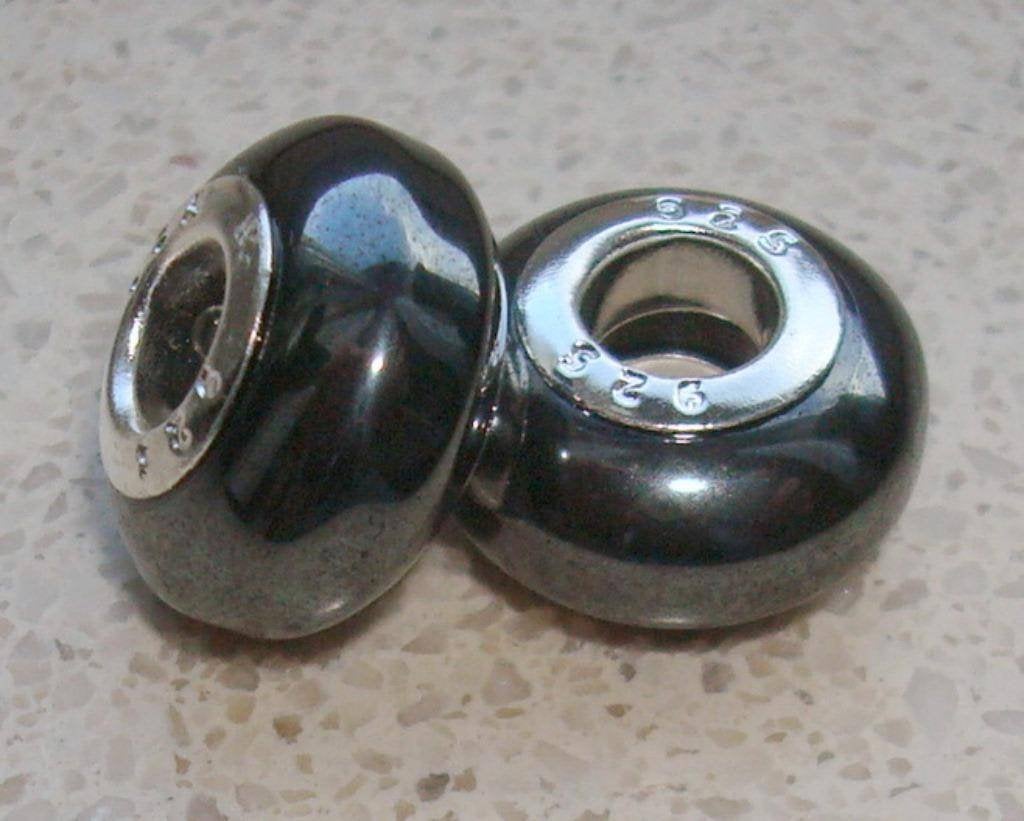 Groot gat bedel met hematiet, Want 18 Hoogvliet, Adorabeads, Nieuw, 4 bedels of meer