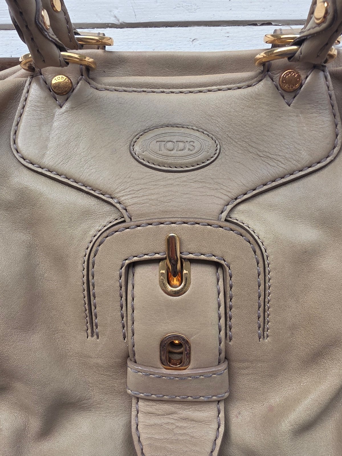 Stijlvolle Tod's handtas in beige leer, Ophalen of Verzenden, Gebruikt, Beige, Handtas