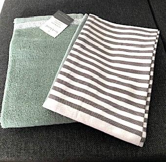 Nieuw set van 1 theedoek en 1 keukenhanddoek Birklund., Ophalen of Verzenden, Nieuw, Groen, Theedoek of Handdoek