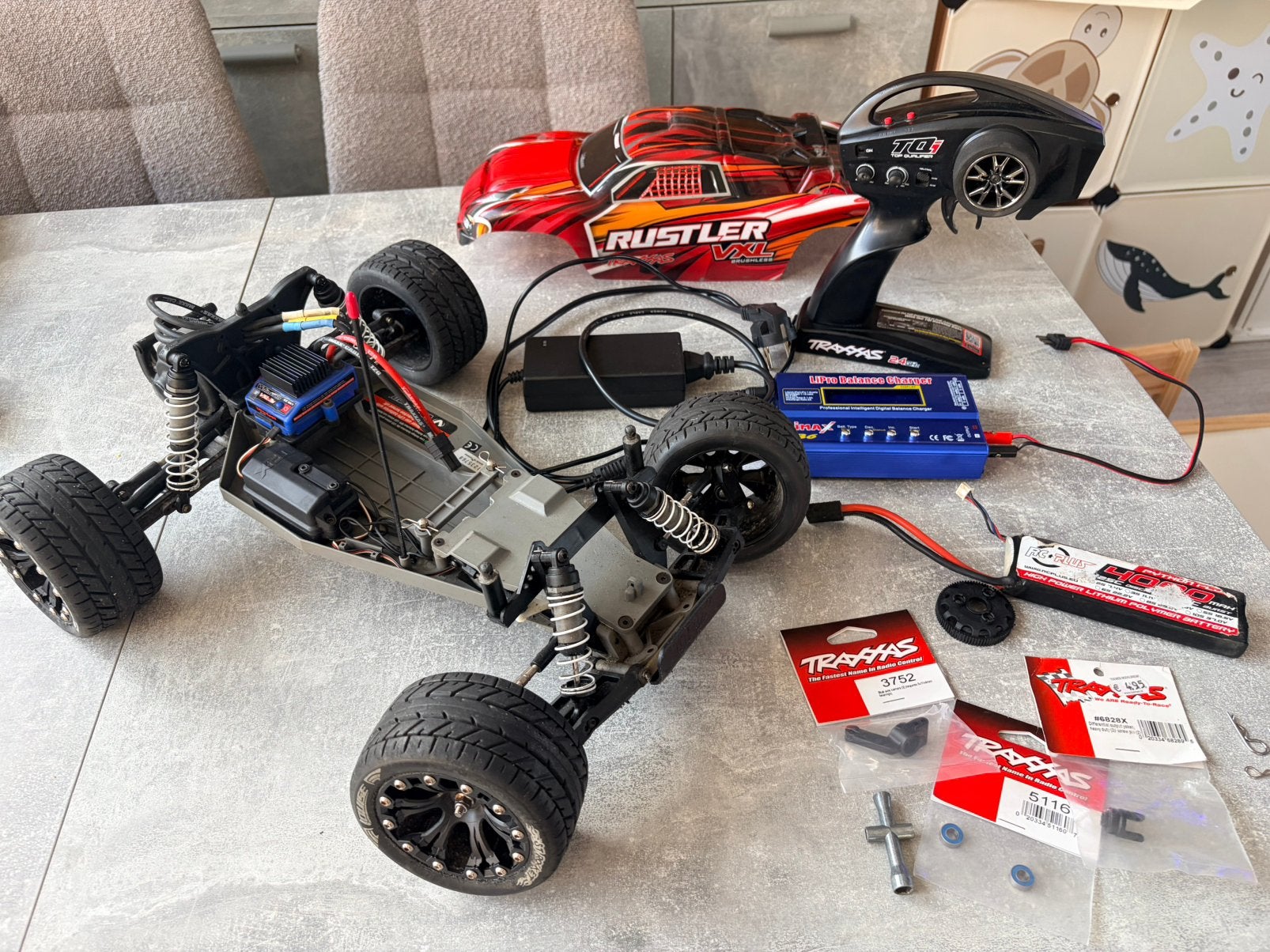 Traxxas Rustler VXL-3s incl louise straatbanden Lipo & lader, Elektro, Gebruikt, Auto offroad, Ophalen of Verzenden