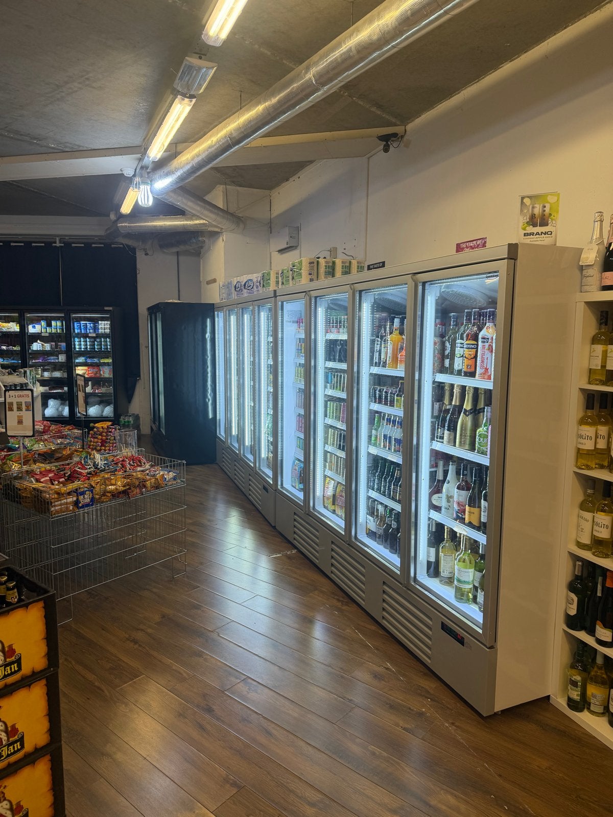 Goedlopende Nachtwinkel /slijterij