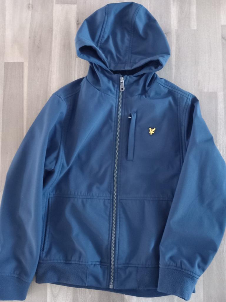 Mooie donkerblauwe softshell jas Lyle & Scott, maat 10/11, Kinderen en Baby's, Kinderkleding | Maat 152, Ophalen of Verzenden