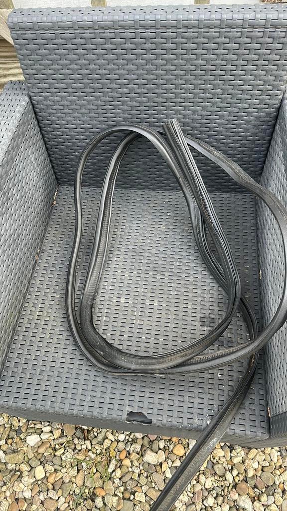 Opel Corsa A rubber moet weg, Auto diversen, Ophalen of Verzenden