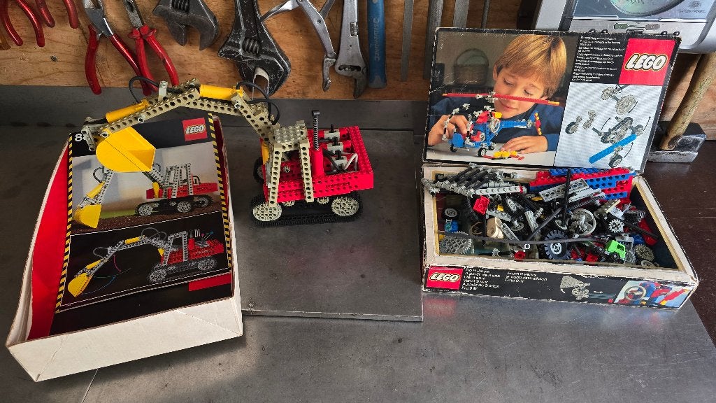 Lego pneumatic nr.8851 en 8844, Gebruikt, Lego, Ophalen of Verzenden, Compleet