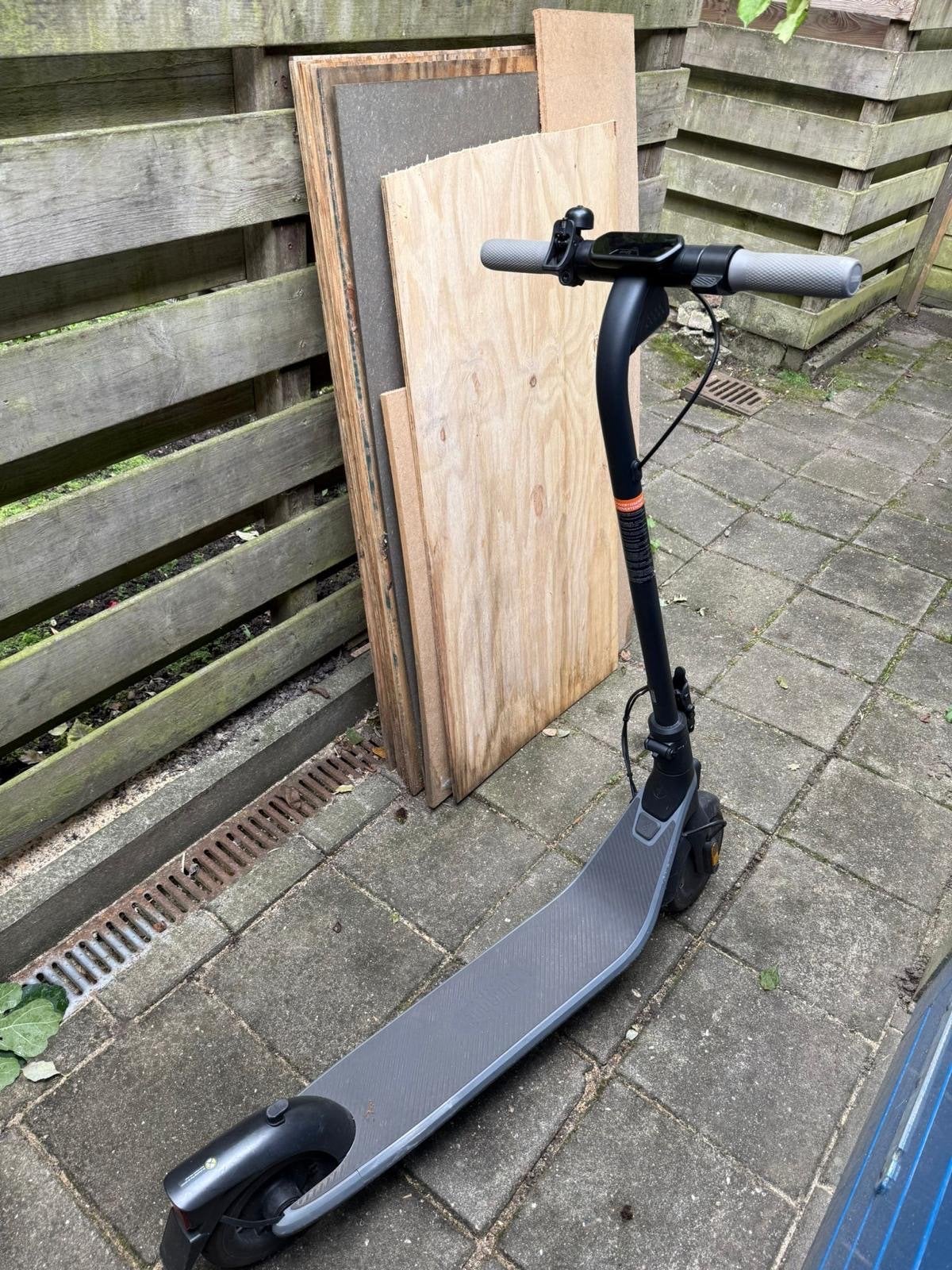 Ninebot Segway E-step - Zo goed als nieuw, Ophalen, Zo goed als nieuw, Elektrische step (E-scooter)