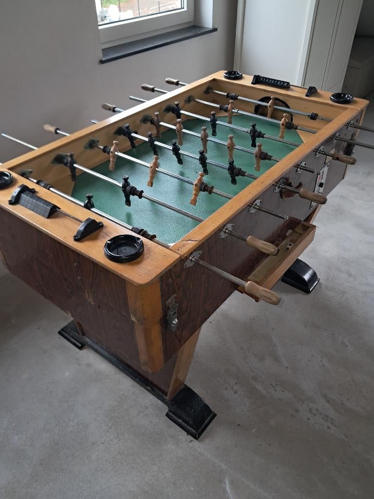 Oude Netavo cafe voetbalkast, Ophalen, Gebruikt, Overige sporten, Overige typen