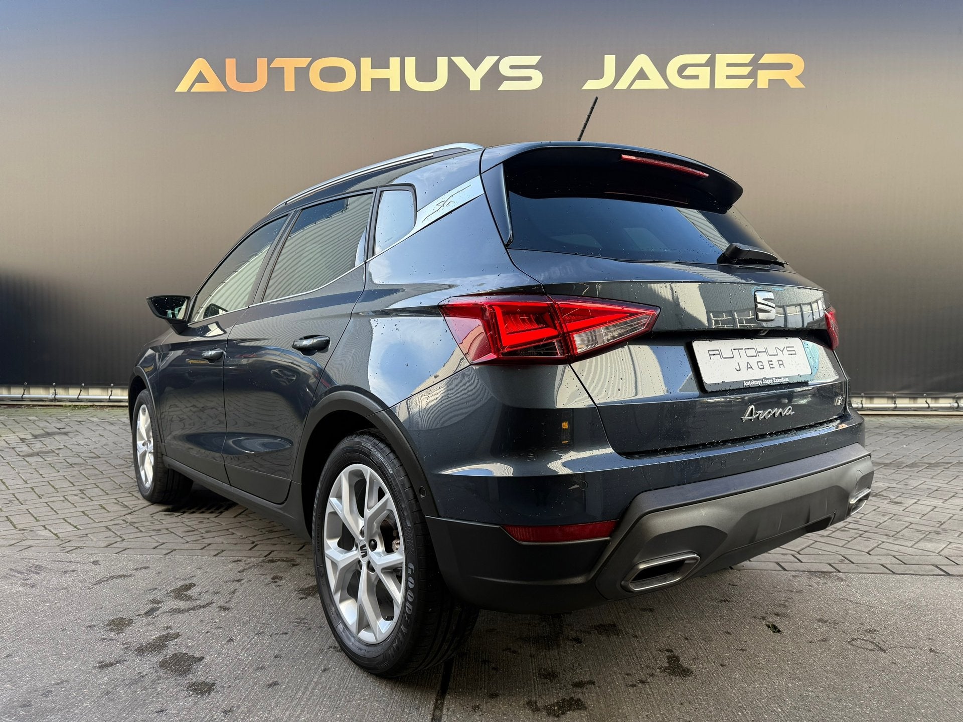 SEAT Arona 1.0 TSI FR Automaat Carplay Sensoren Camera Alcan, Auto's, Seat, Gebruikt, Arona, Origineel Nederlands, Bedrijf