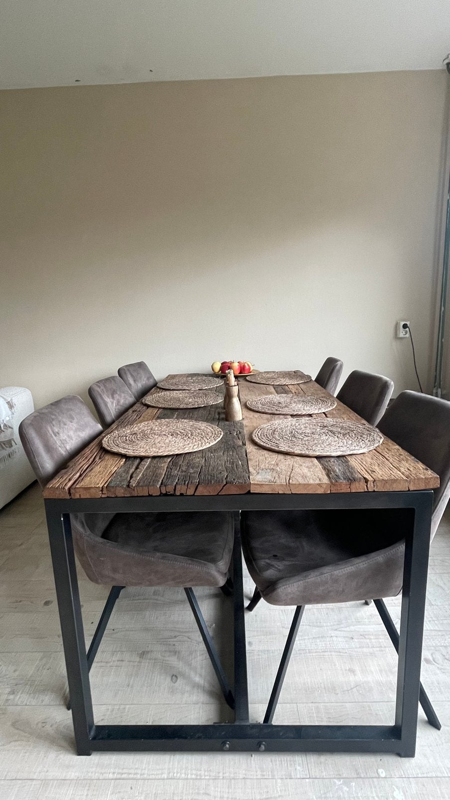 Prachtige boomstam eettafel - Te groot na verhuizing, Ophalen, Gebruikt, 100 tot 150 cm, Vijf personen of meer