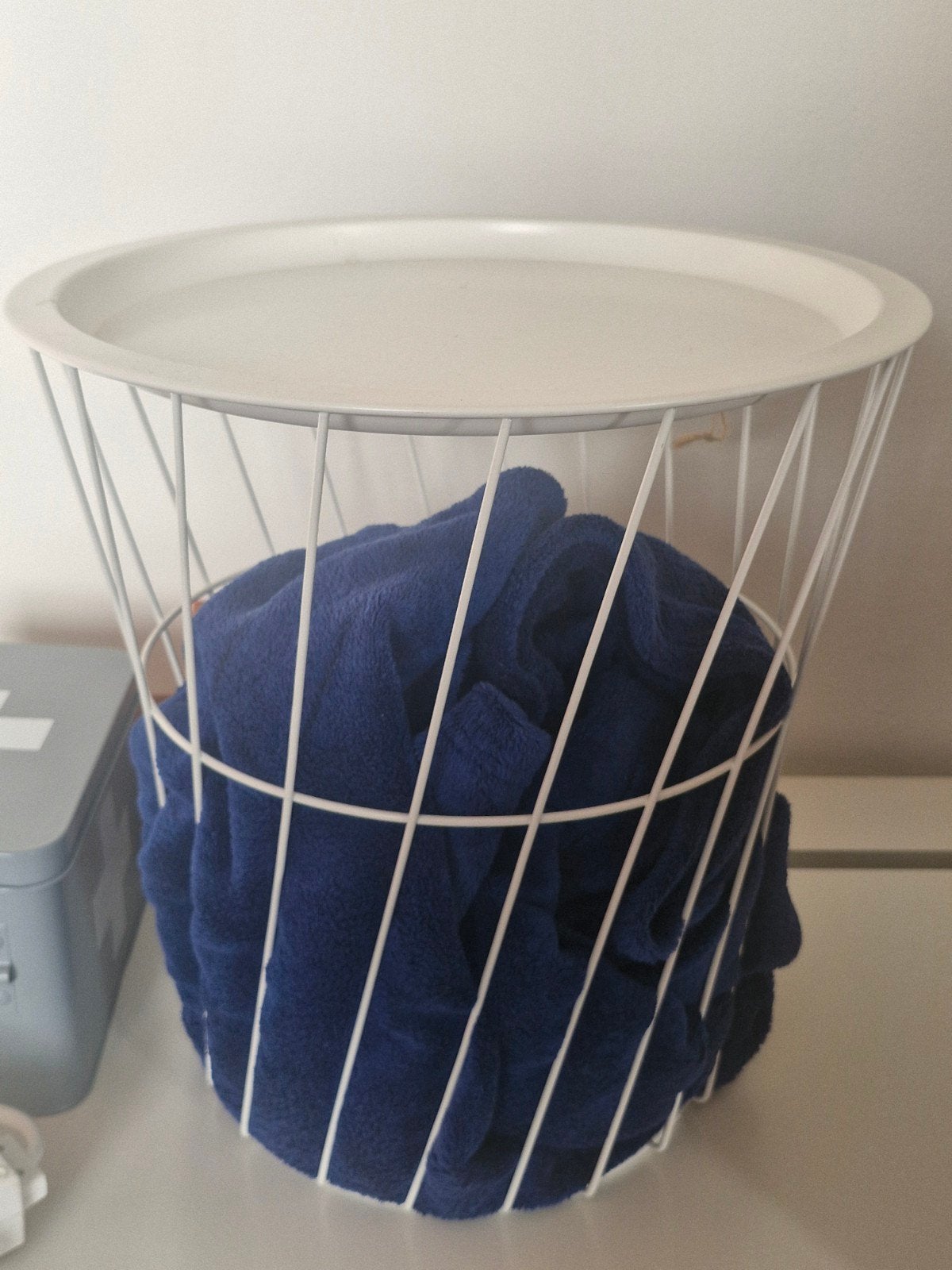 draadmand/bijzettafel, Ophalen, Zo goed als nieuw, Rond, Metaal