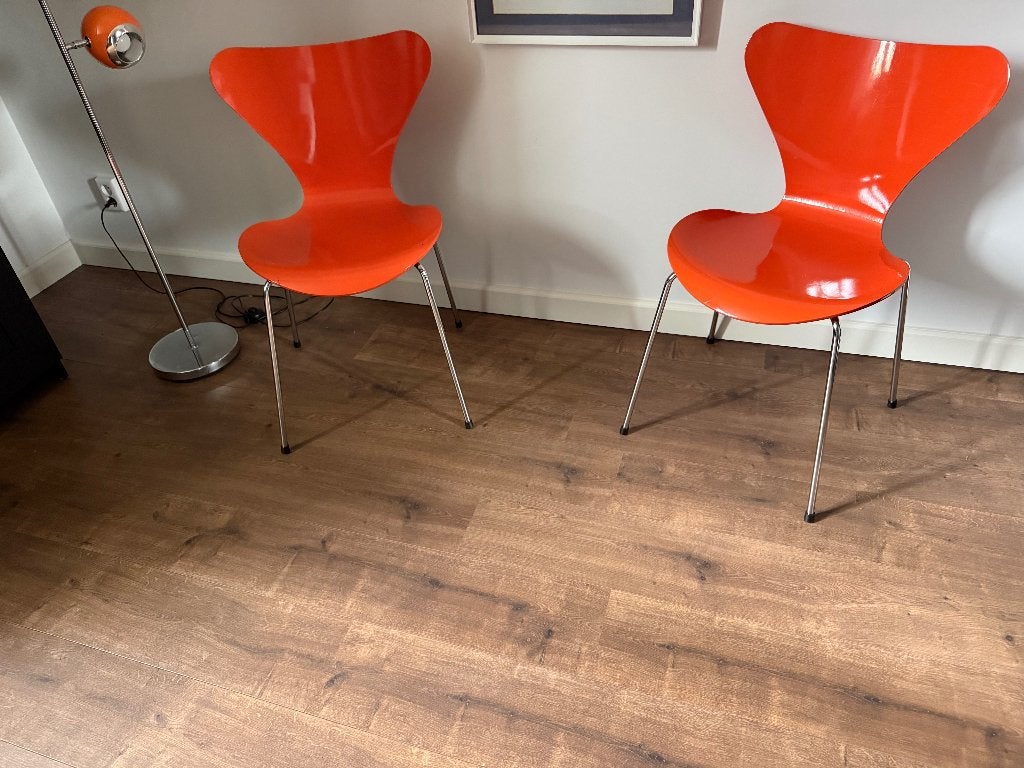 Fritz Hansen Designer vlinderstoel oranje gelakt, Huis en Inrichting, Stoelen, Ophalen, Twee, Overige kleuren, Design