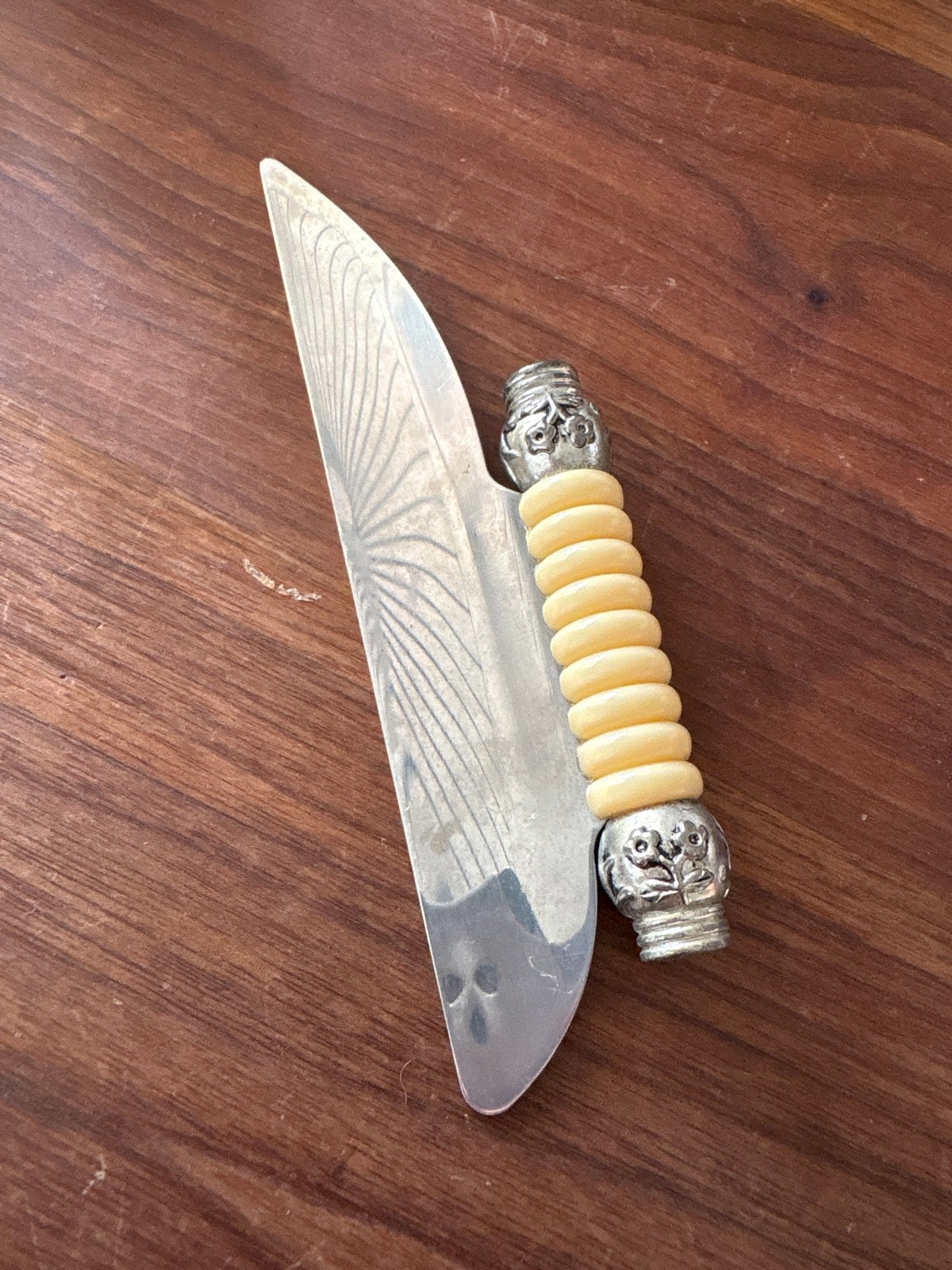 Antiek kruimelschraper met zilveren (?) handvat, Antiek en Kunst, Antiek | Bestek, Ophalen