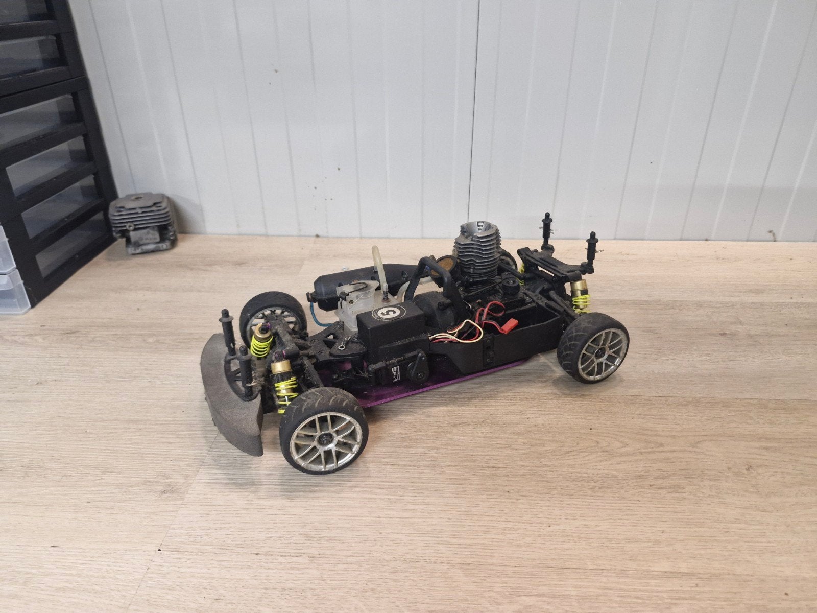 hpi rs4 chassis 1/10, Ophalen of Verzenden, Auto onroad