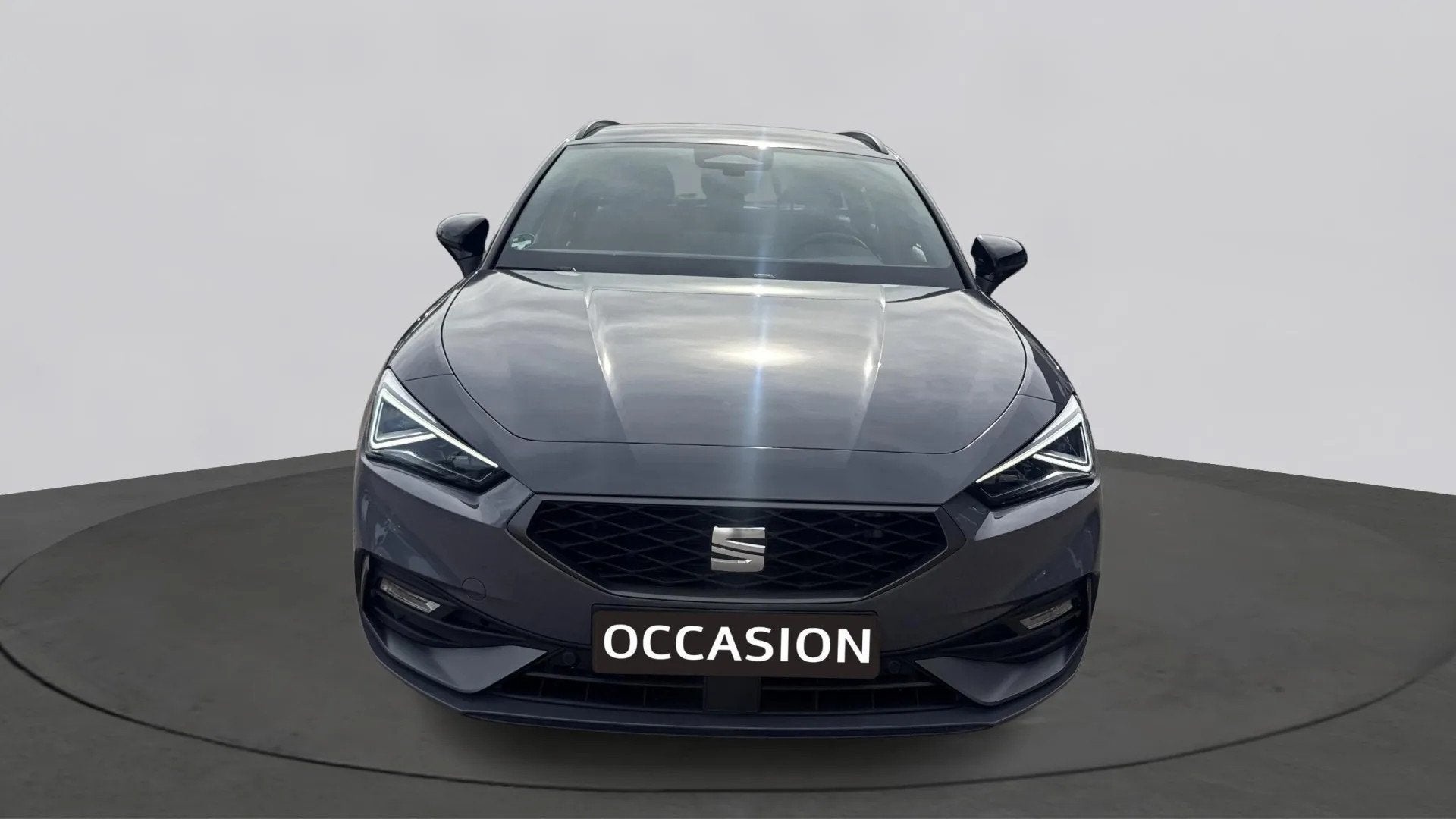 SEAT Leon Sportstourer 1.5 TSI e-Hybrid FR Business, 4 cilinders, Leon, 1700 kg, Zilver of Grijs