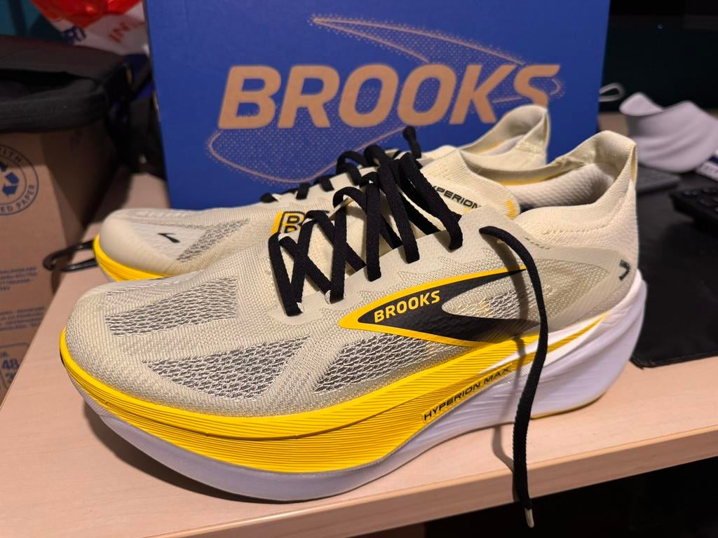 Hardloopschoenen Brooks Hyperion Max 3 maat 45, Ophalen of Verzenden, Zo goed als nieuw, Hardloopschoenen, Overige merken