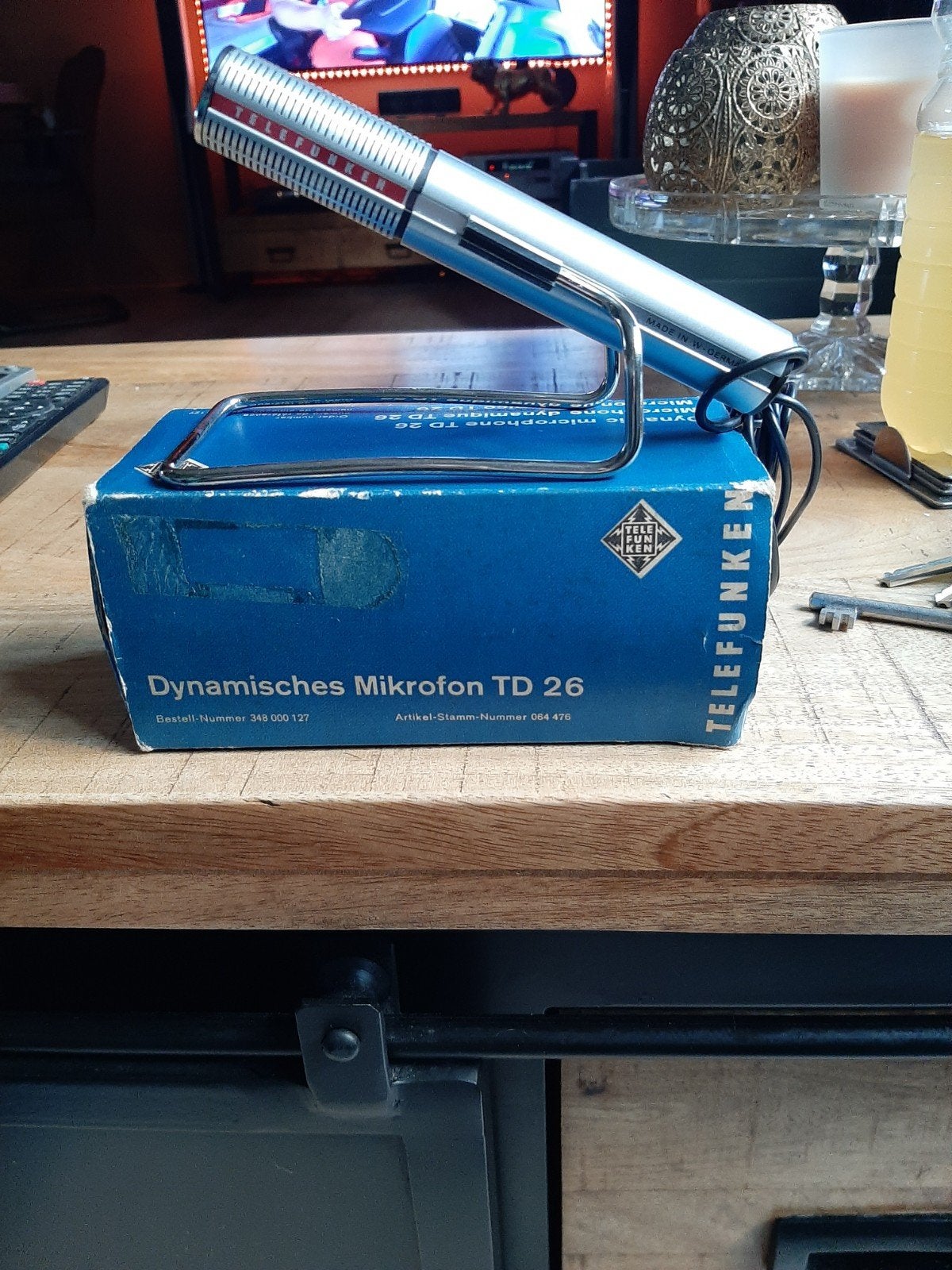Telefunken Dynamisches Microfoon TD 26 met doos, Ophalen, Zo goed als nieuw
