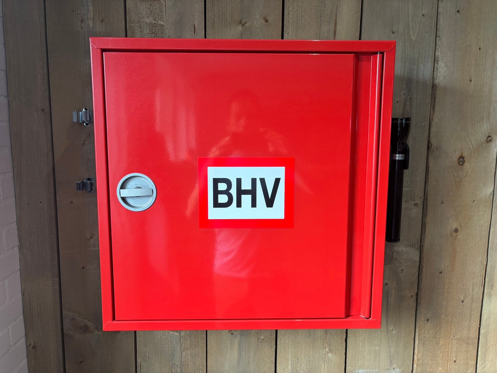 BHV-kast, Ophalen, Zo goed als nieuw