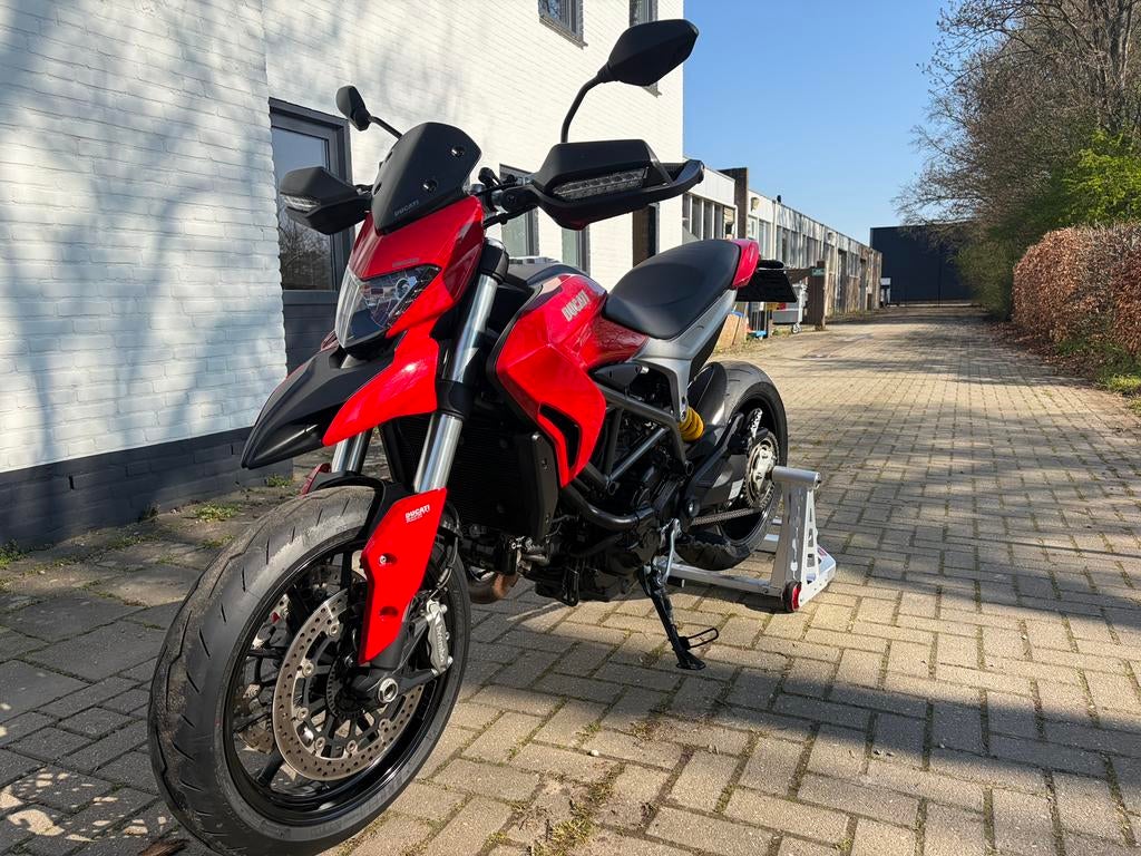 Ducati Hypermotard 821 bj 2016, Motoren, Motoren | Ducati, 2 cilinders, Motorrijbewijs A, Gebruikt, Particulier