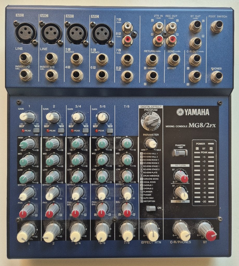 Yamaha MG8/2FX analoge mixer, Ophalen, Zo goed als nieuw, 5 tot 10 kanalen, Microfooningang