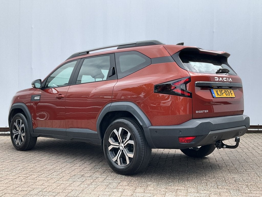 Dacia Bigster 1.2 Mild Hybrid 140 Journey Sleep Pack 360° T, Voorwielaandrijving, 1325 kg, Gebruikt, Euro 6