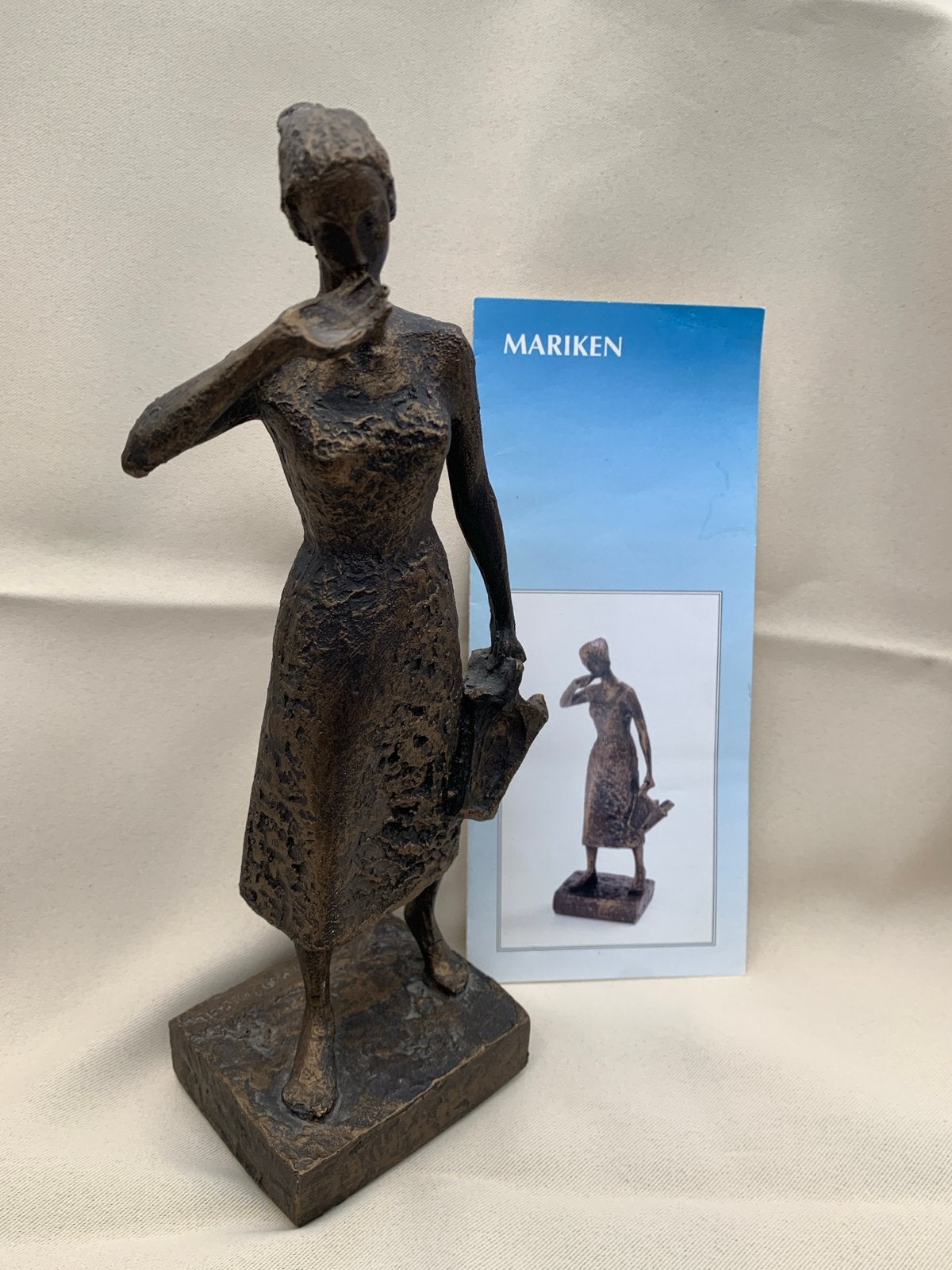 Replika beeld 'Mariken' van Vera van Hasselt, Ophalen of Verzenden, Beeld, Modern, 20 - 50 cm