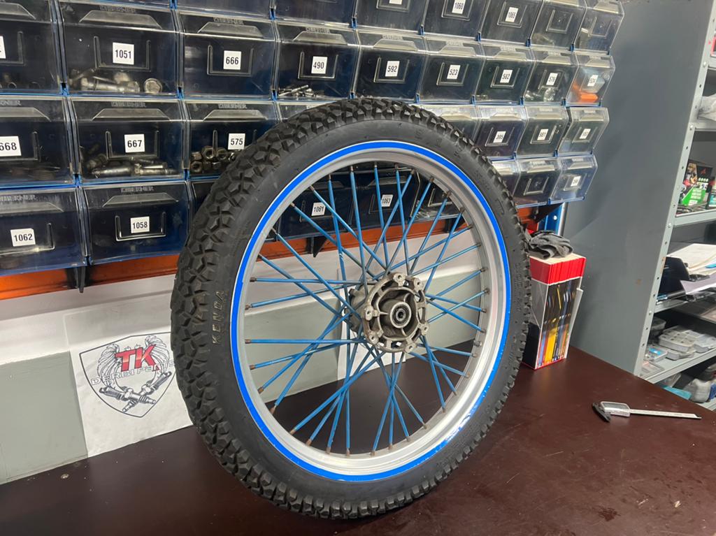 Derbi senda voorvelg 21 inch, Overige typen, 21 inch, Zo goed als nieuw, 12 mm asmaat