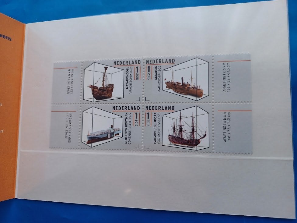 Postzegelmapje 529 A & B - Scheepsmodellen Maritiem Museum, Verzenden, Postfris