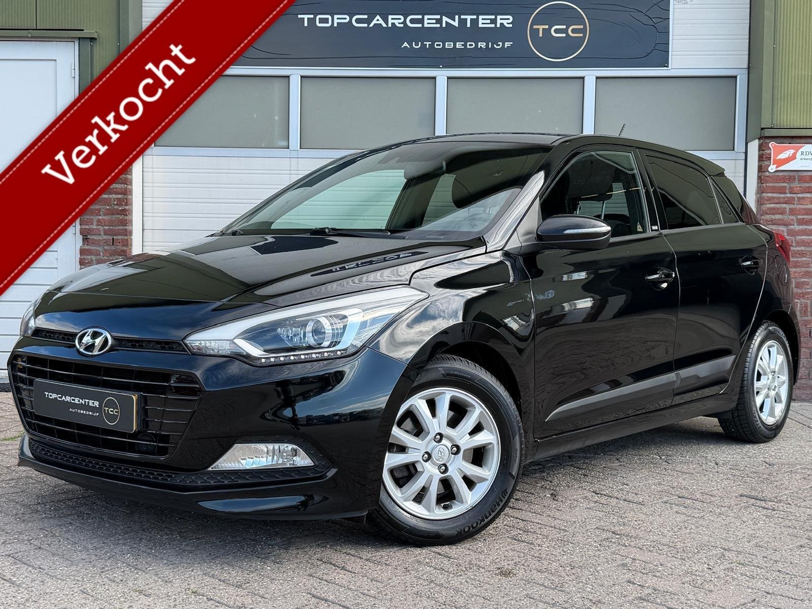 Hyundai i20 1.0 T-GDI Go!/AIRCO/PARKS/NAVI/CRUISE/APK/NAP, Auto's, Voorwielaandrijving, 450 kg, Euro 6, Lichtsensor