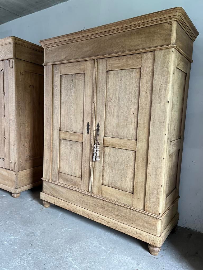 Antieke oud eiken geloogde kast demontabel servieskast 1850, Ophalen